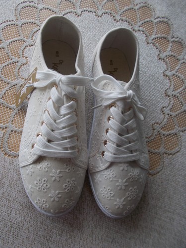 Keller ladies size cream - size,