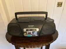 Sharp QT-CD111 portable CD stereo system fully working - black
