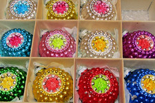 Set 11 VTG Christopher Radko