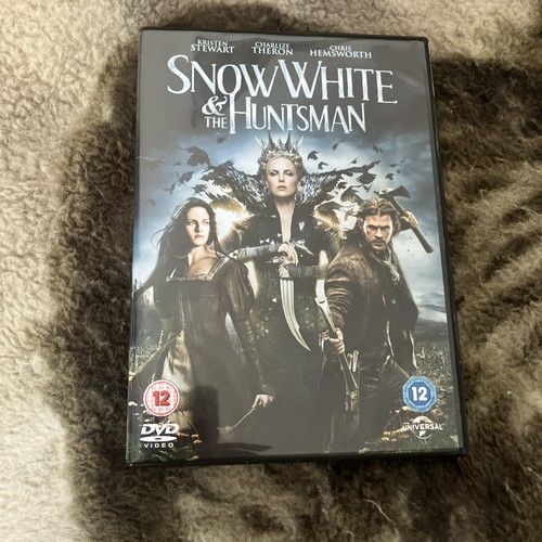 Snow white and - and, huntsman
