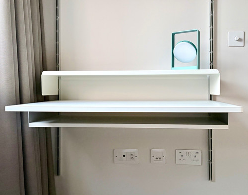 Vitsœ desk shelf 55cm - desk, 90×55cm