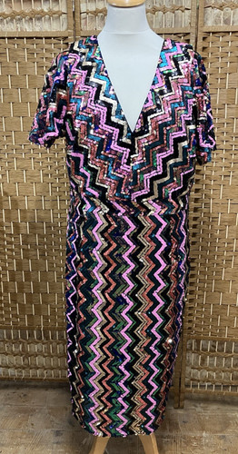 Bnwt glamour sonder studio - by,