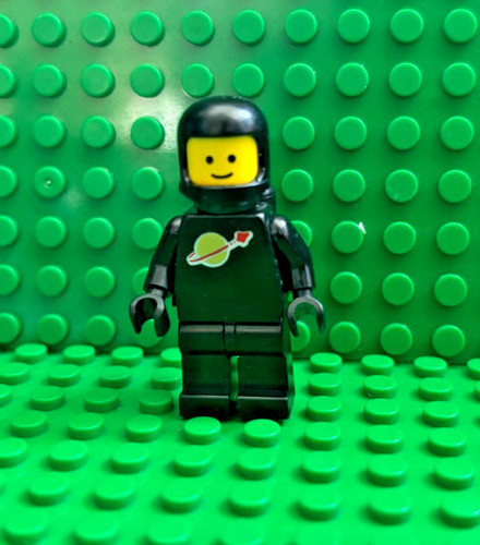 Lego classic space minifigure - lego,