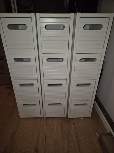 White slimline bathroom - slimline, bathroom/