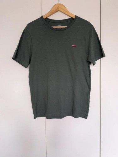Levi standard fit size - standard,
