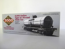 Life-Like Proto 2000 8000 Gallon Type 21 Riveted Tank Car Kanotex #8256