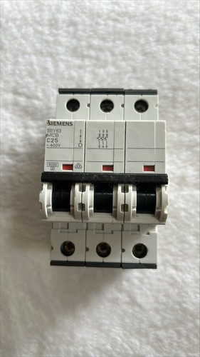 Siemens 5sy63 c25 triple - siemens,