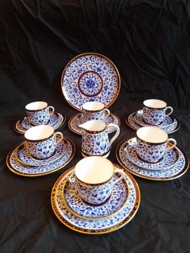 Royal crown derby - lily, 9591