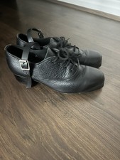 Women’s Black Leather Super