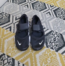 Boys Girls Nike Air Rift BR Sandals Trainers Size 12.5 Infants Kids EU 31