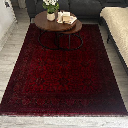 Red black oriental - red,
