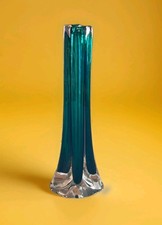 Vintage Whitefriars 24cm Green Tricorn Art Glass Vase 9570