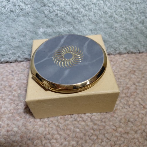 Vintage stratton compact - vintage,