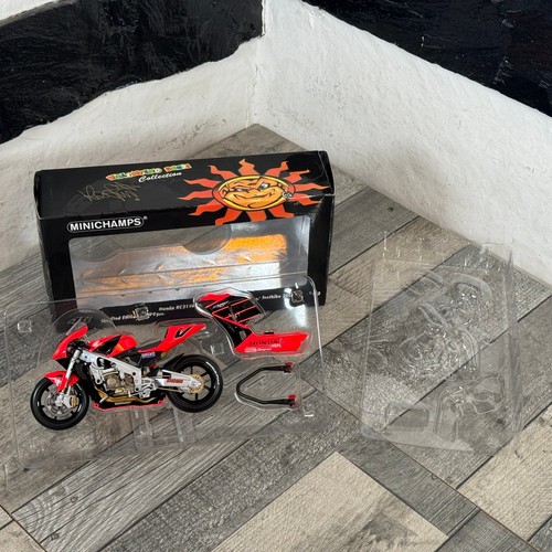 Minichamps honda rc211v - honda,
