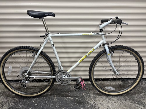 Muddy fox sorcerer pro - muddy,