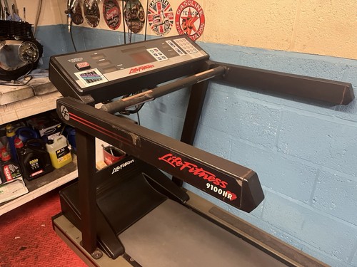 Life fitness 9100 treadmill - life,