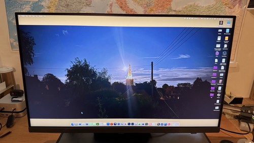 The latest benq creative - latest., 32"