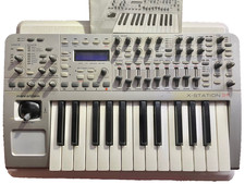 Novation X-Station 25-Key