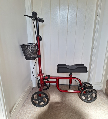 Red black wheel knee walker - red/black, 4-wheel
