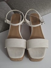 COCONUTS by MatissePlatform