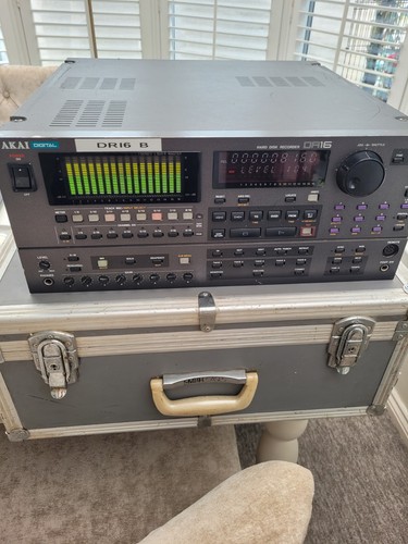 Akai dr16 hard disk - recorder,
