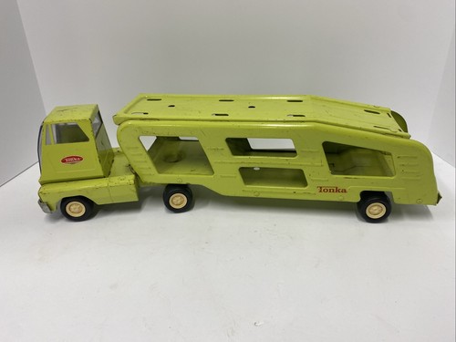 Vintage tonka car carrier - car,
