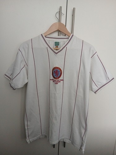 Aston villa retro - villa,