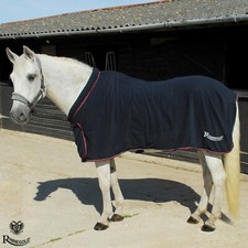 Comfey Collar Fleece Rug by