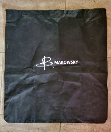 Makowsky dust bag storage - b.makowsky,