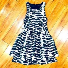 Guess Marciano trapeze style