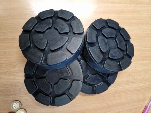 Ravaglioli 2post lift - lift, pad