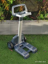 Maytronics Dolphin Swimming