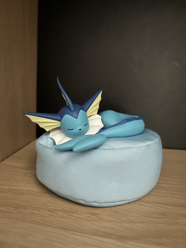 Vaporeon sleeping pokemon - vaporeon,