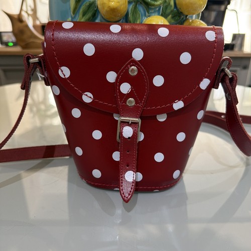 Zatchels 100 red - zatchels!!!,