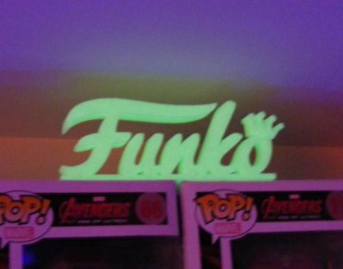 Glow dark custom funko - glow, in