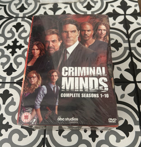 Criminal minds seasons - criminal,