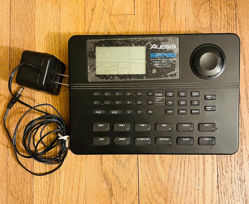 Vintage alesis black lcd - sr-16,