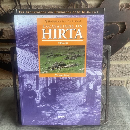 Excavations hirta - on,