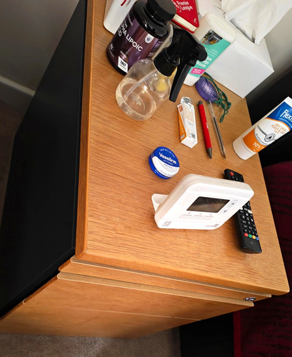 Brown wooden bedside cabinet - brown,