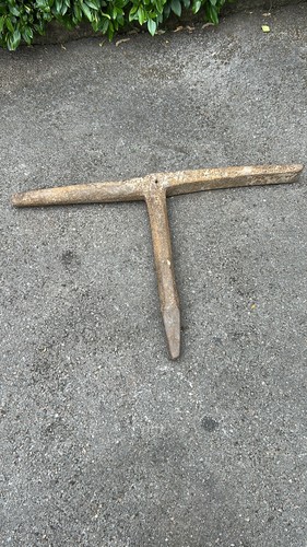 Vintage blacksmiths anvil - blacksmiths,