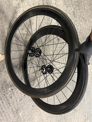 Planet tubular track - planet, x
