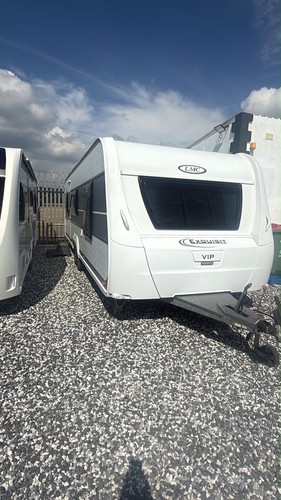 Lmc 695 vip - , caravan