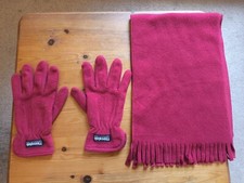 Women's Set Winter Gloves & Scarf,Brand Bonmarché,Red,Thinsulate Insulation,Used