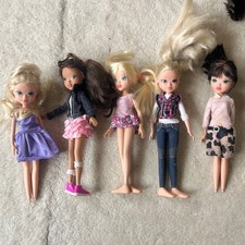 Moxie Girlz Dolls Bundle x 5