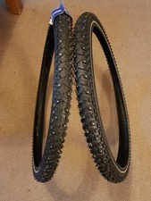 2 X Schwalbe Snow Stud 26 x