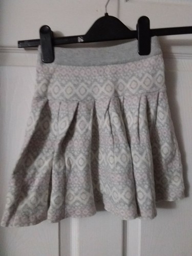Baby gap skirt aged 5yrs - gap,