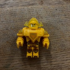 lego nexo knights minifigure