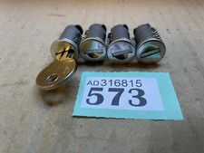 GENUINE  set of 4 THULE USED