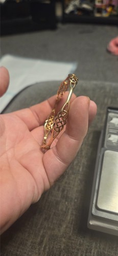 9ct solid gold celtic design