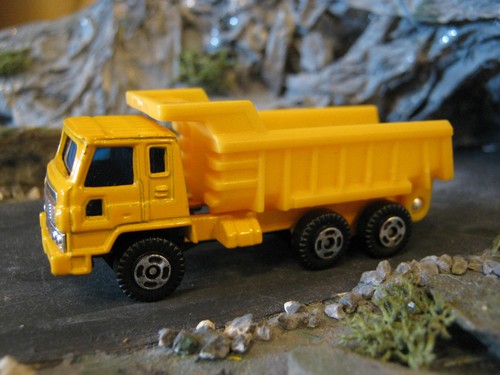 Welly nissan diesel resona - welly,
